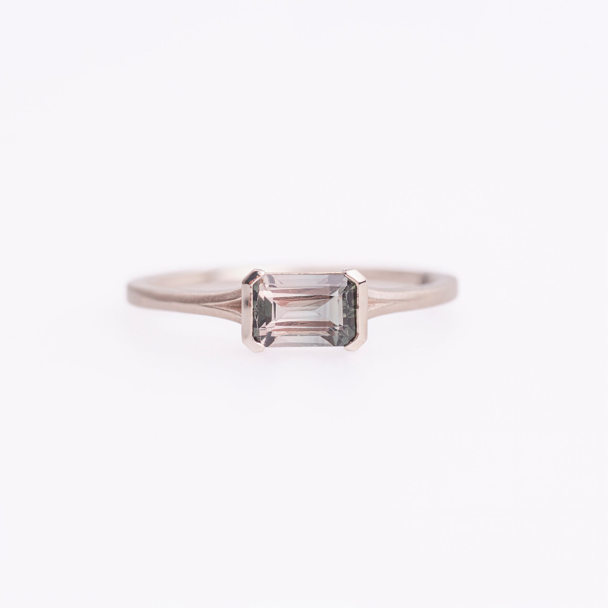 Mira Ring