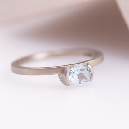 Sonder Oval Ring