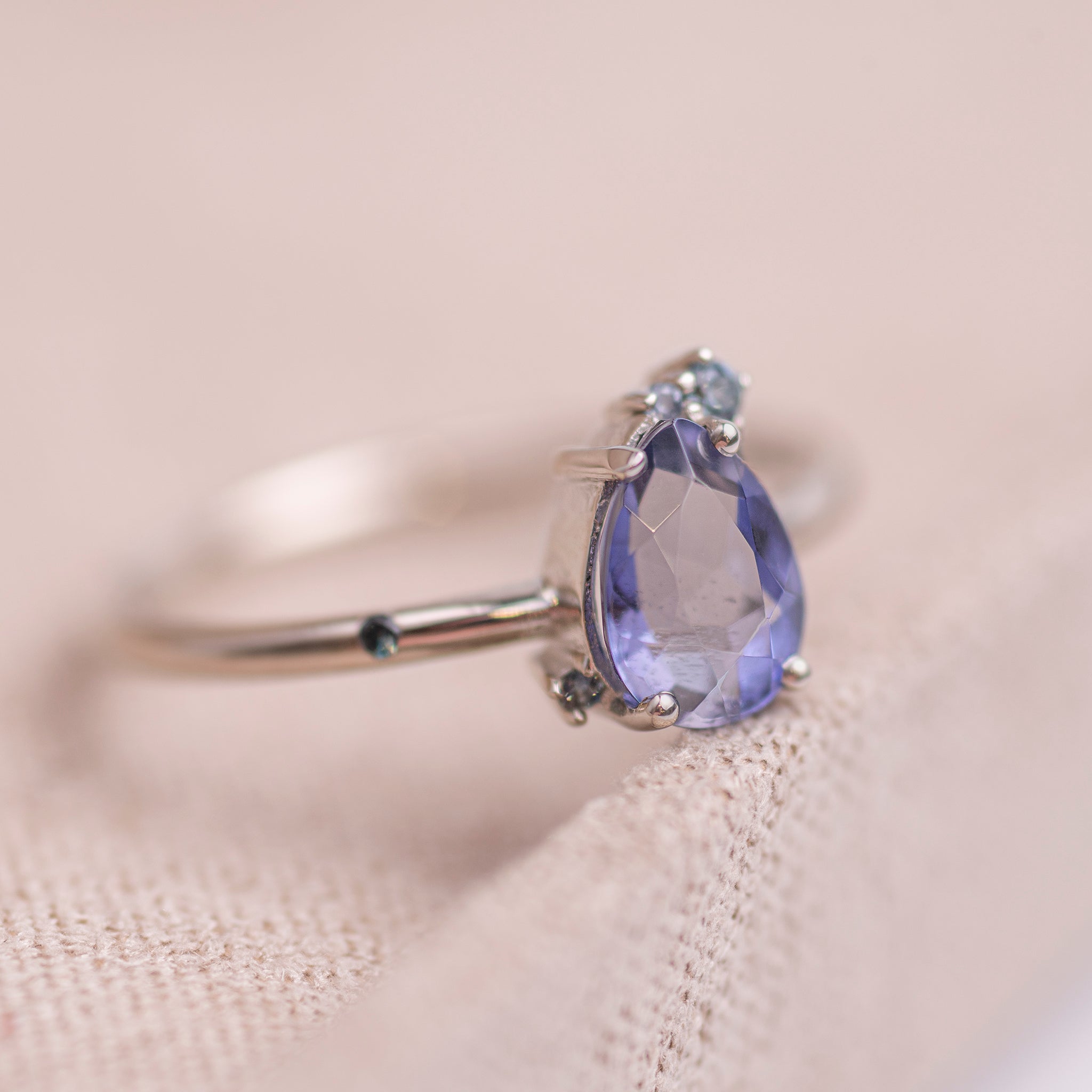 Arya Drop Ring