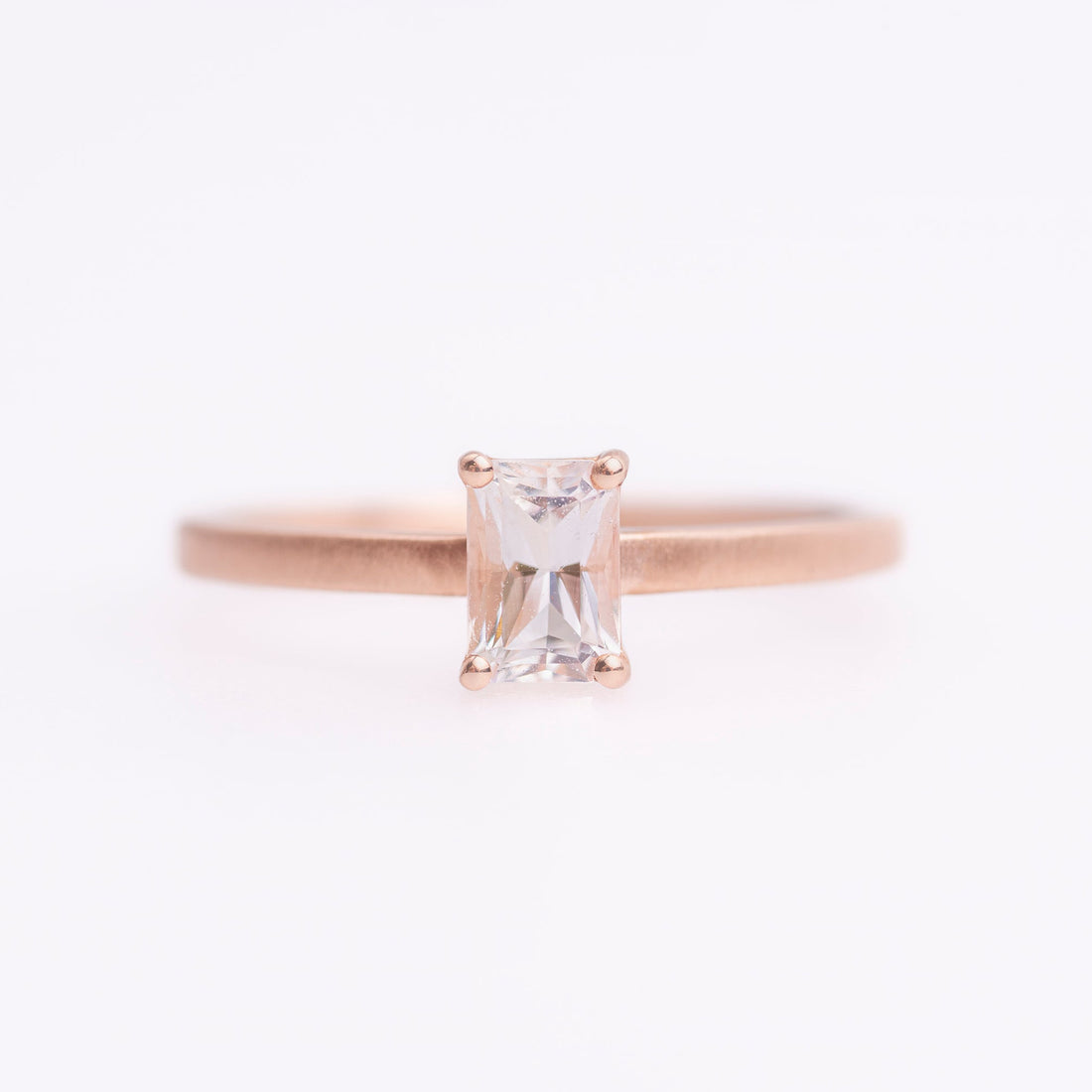 Nora Ring