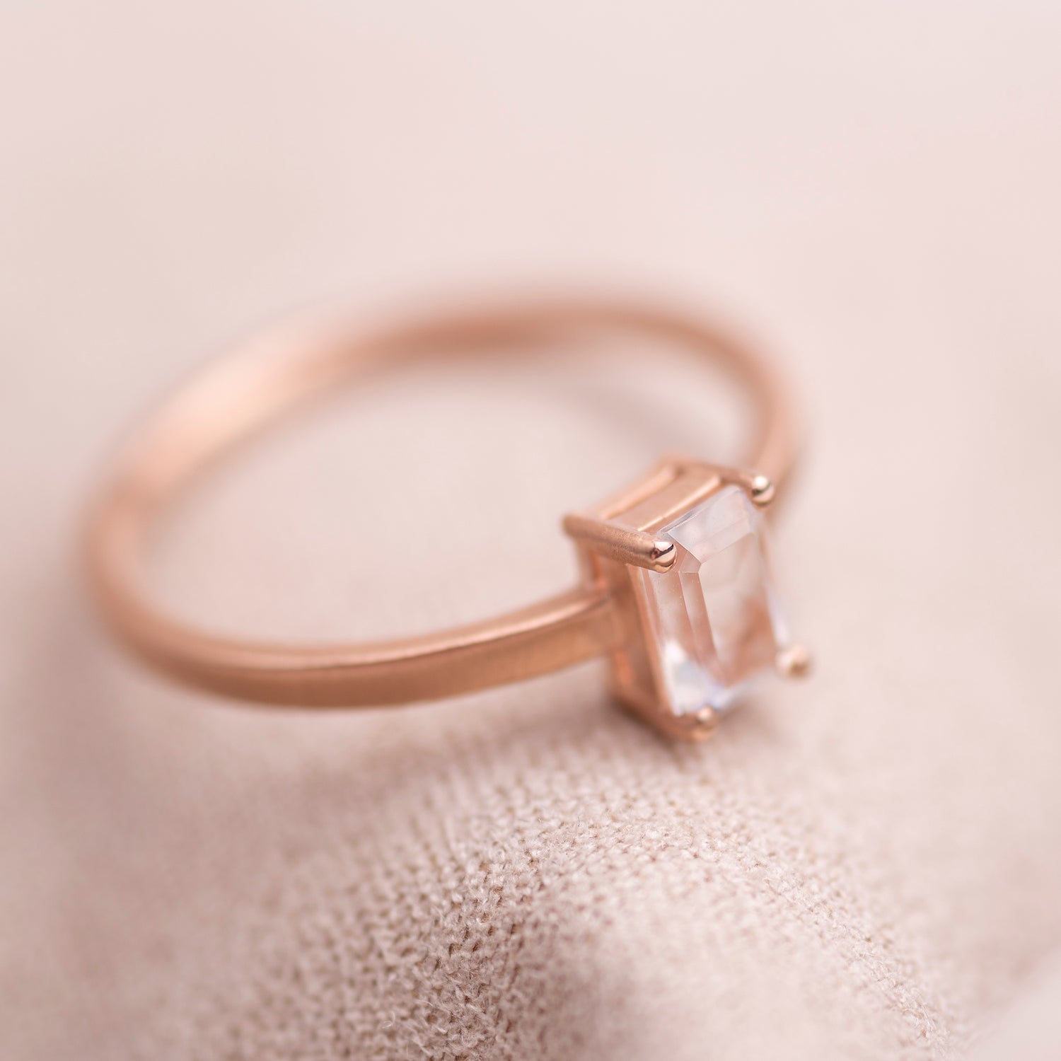 Nora Ring