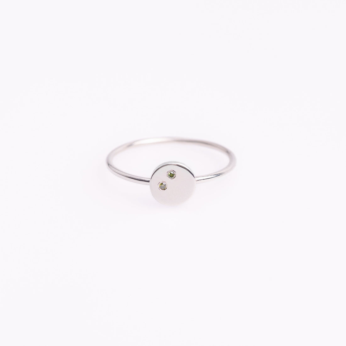 Essential Circle Diamond Ring